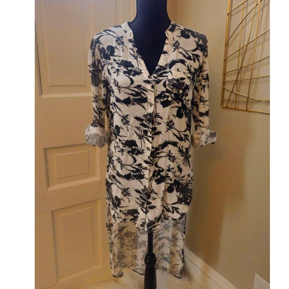 Sophisticated Black & White Floral High-Low Tunic